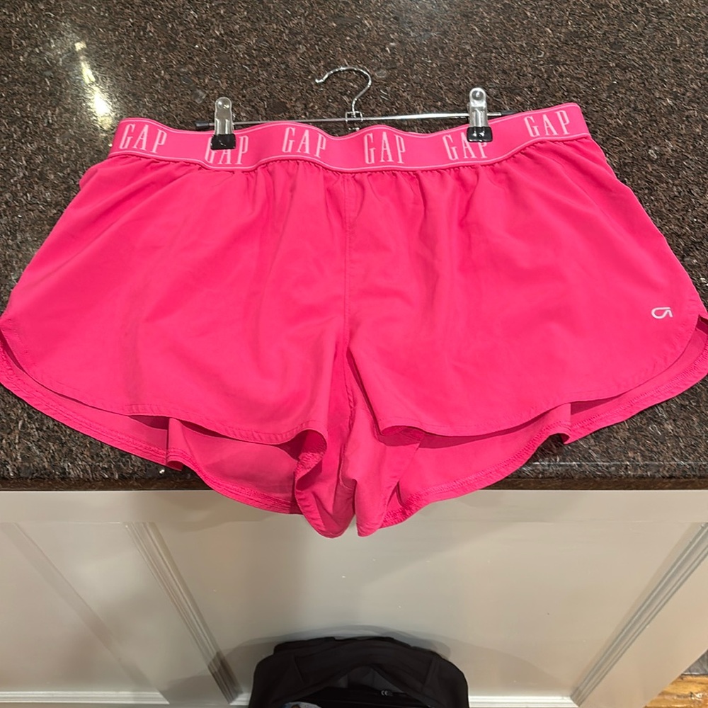Gap Fit Athletic bright hot pink lined Running Shorts Women’s Size XL